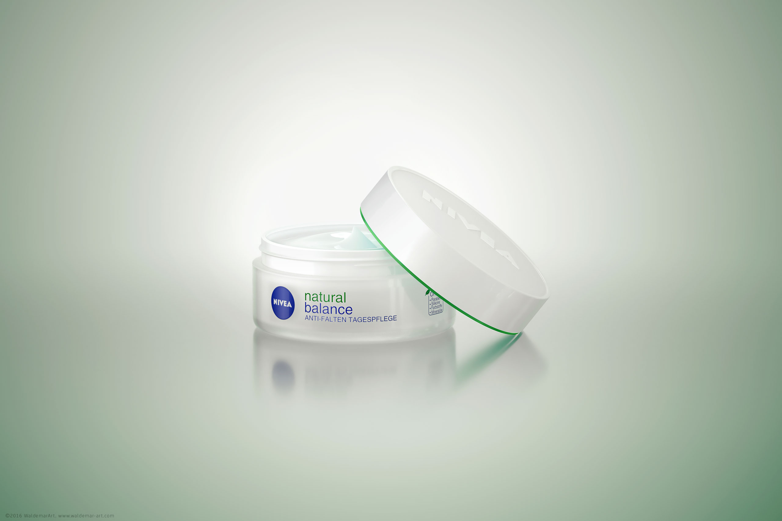 NIVEA NATURAL BALANCE ANTI-FALTEN TAGESPFLEGE - Packaging 3D Visualization