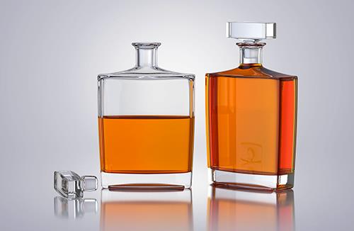 Decanter - packaging 3d model of a bottle for alcohol products